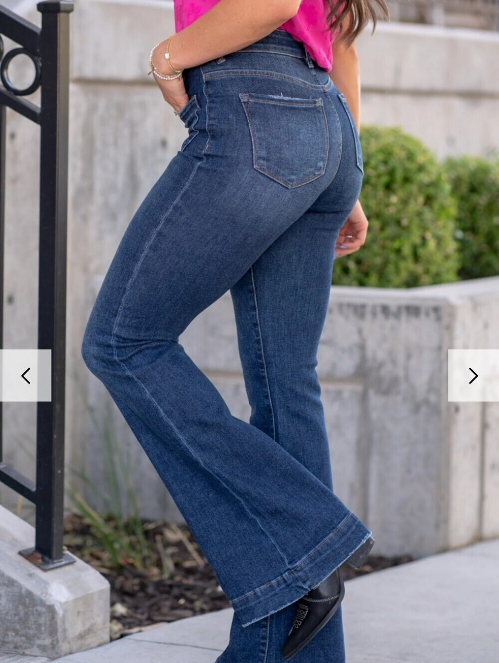 Risen Chestnut Ridge High Rise Flare Jeans Womens 27 RDP5913-DK Dark Wash - Picture 5 of 7